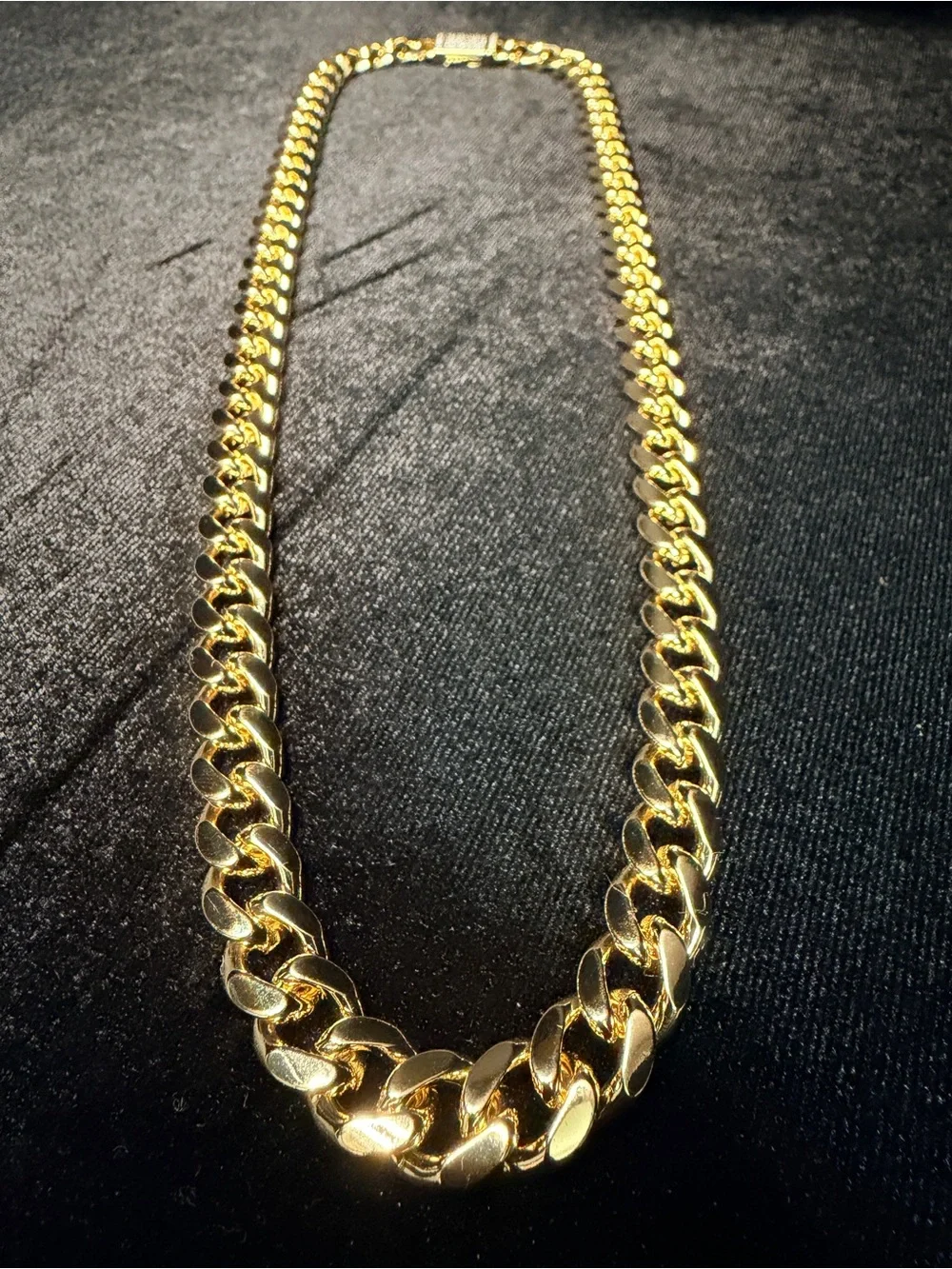 Iced Out Box Lock Cuban 22in 10MM 14K Gold Premium Finish. AAA CZ Brand New